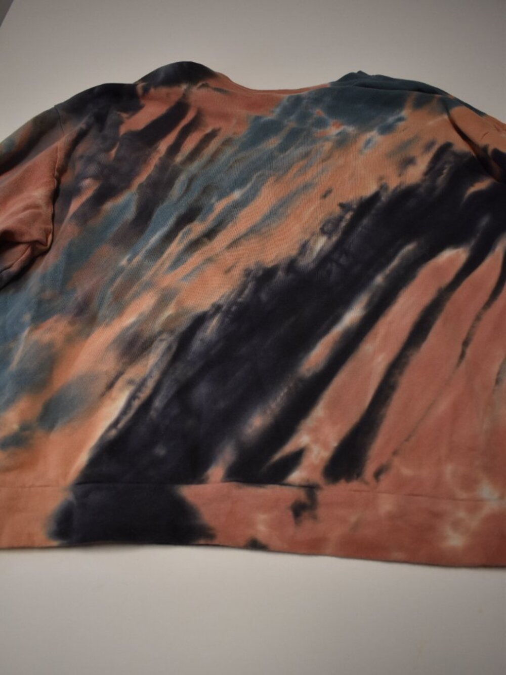 Wild Fable Women’s XL Tie Dye Pullover Sweatshirt Rust Blue Black Oversized - Picture 5 of 6
